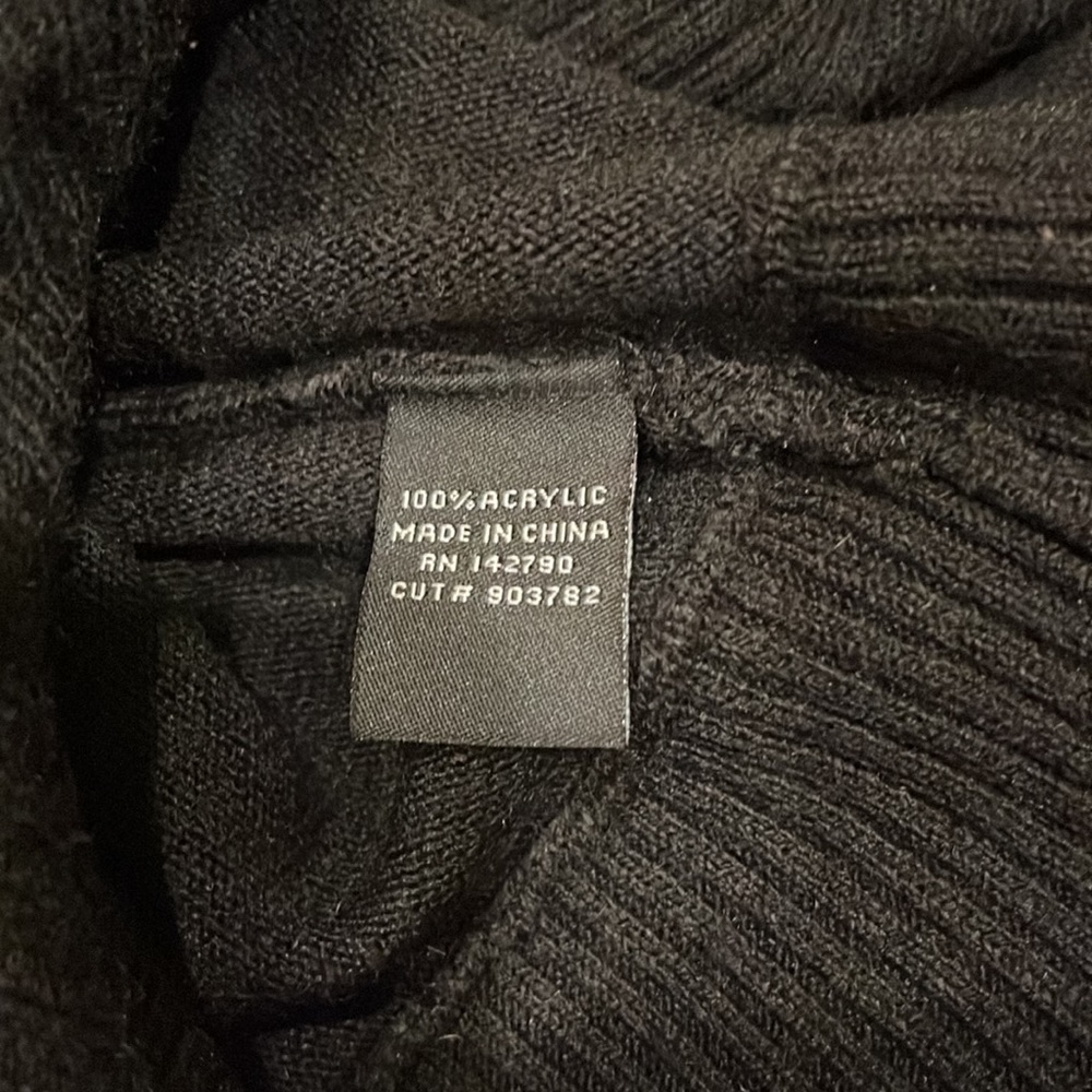 BCBGMaxAzria sweater - Picture 7 of 10